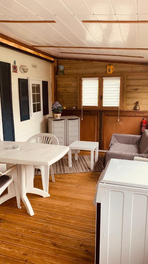 Petite Maison Dans La Prairie Cabanac-et-Villagrains エクステリア 写真